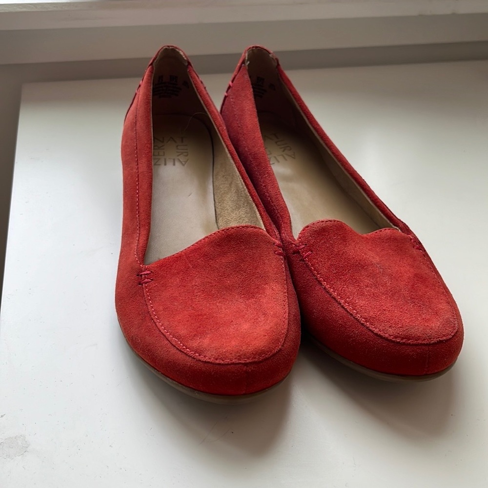 Naturalizer flats - red